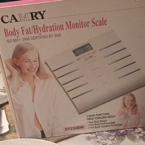 Brand New in Box/Tags Camry Body /Fat Hydration Scale